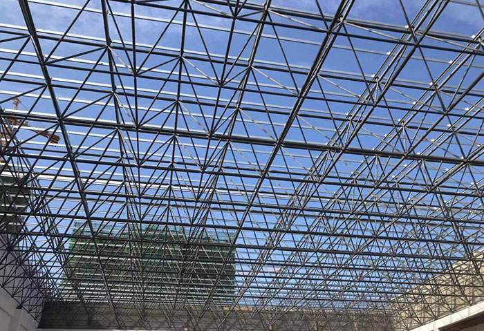 江门管桁架结构在高速公路等桥梁工程中的应用分析